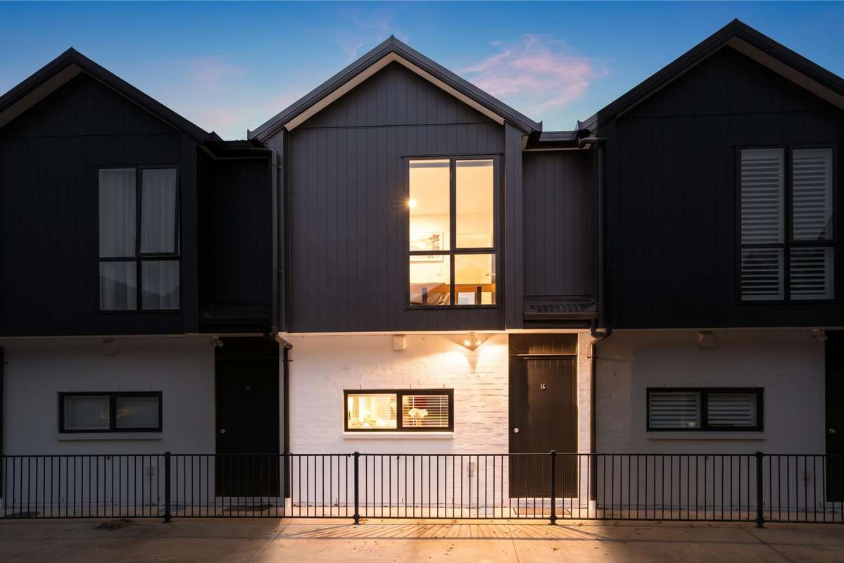 16/5A Tecoma Street_0