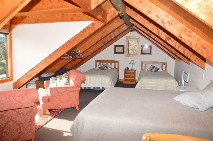 24 Percy Street Akaroa_9