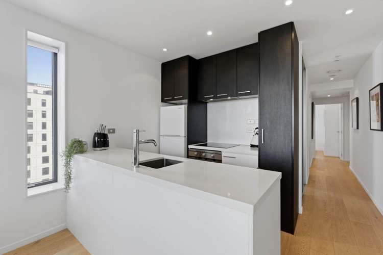 1701/8 Airedale Street City Centre_6