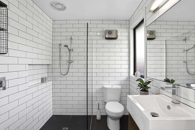 2 Pisa Road Luggate_14