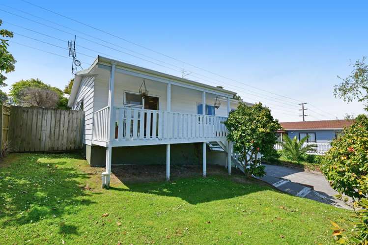 94 Athena Drive Totara Vale_10