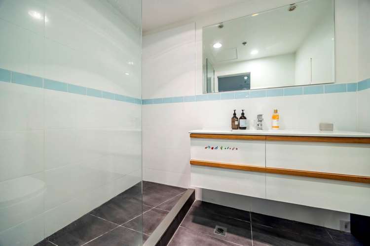 806/1 Hobson Street Auckland Central_10