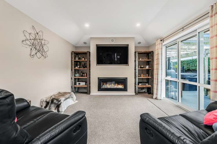 199 Southfield Drive Lincoln_14