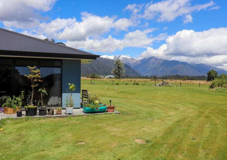 2328A Arthurs Road Franz Josef_20