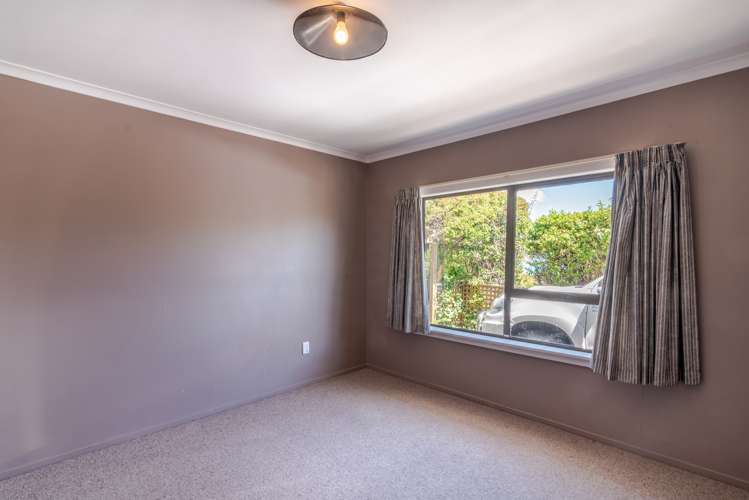 15 Bayview Crescent Duvauchelle_18