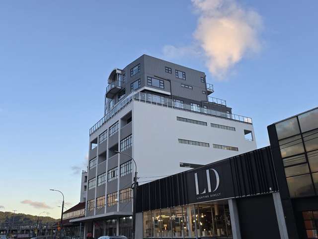 3/125 Thorndon Quay Pipitea_2