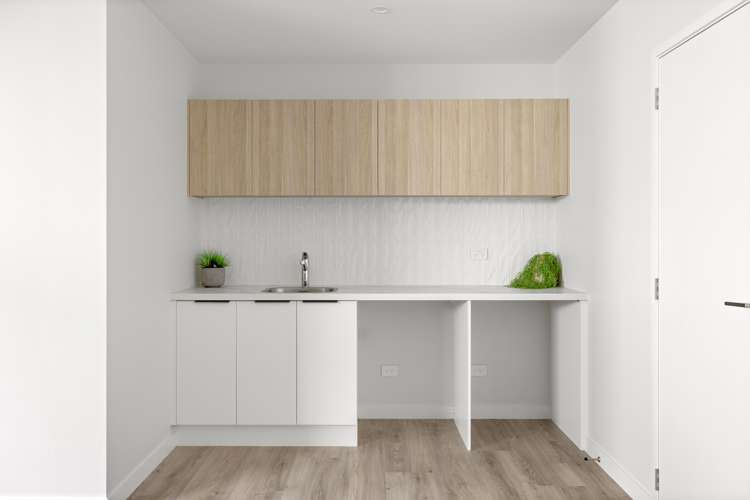 66 Saint Pauls Drive Brookfield_18