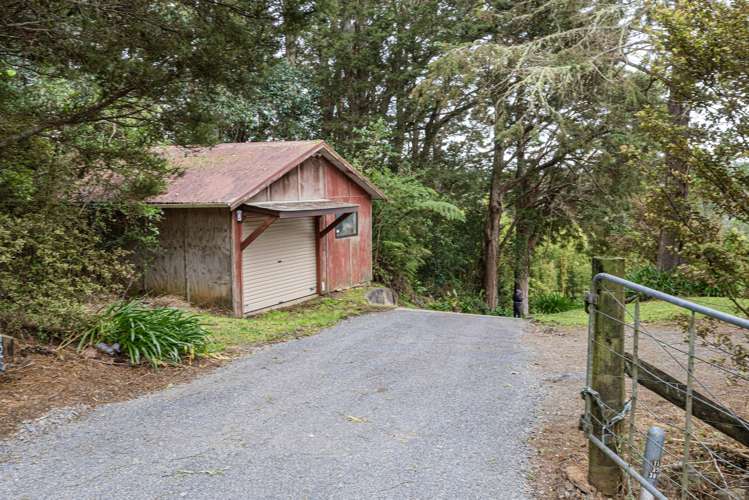252 Gray Road Maungatapere_21