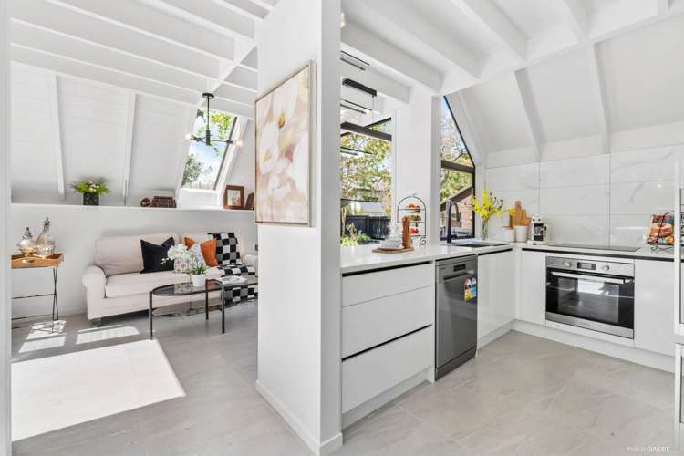 11 Corokia Place Totara Heights_6