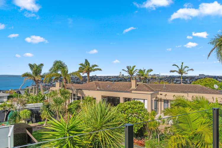 1/64 Seaview Road Castor Bay_5