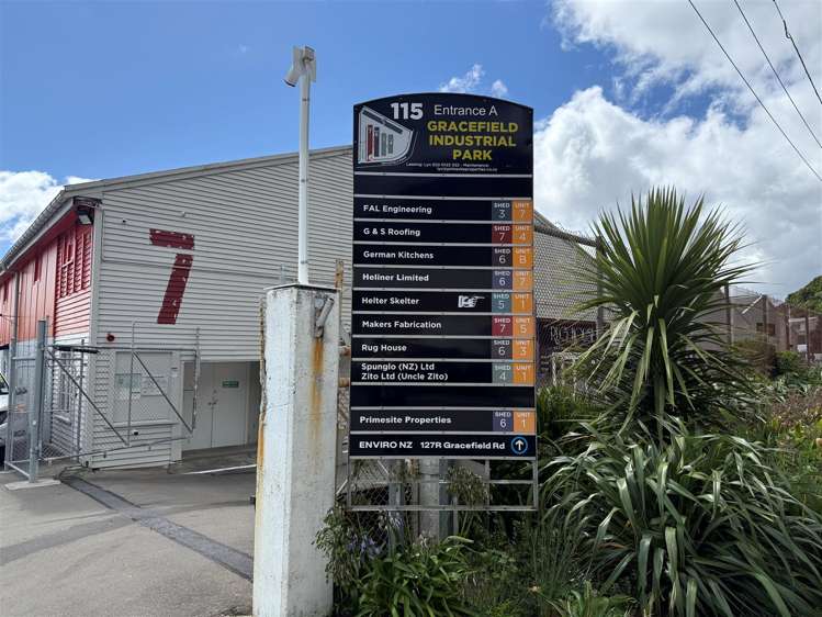 115 Gracefield Road_0