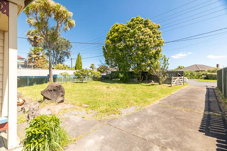 26 Woodglen Road Glen Eden_5