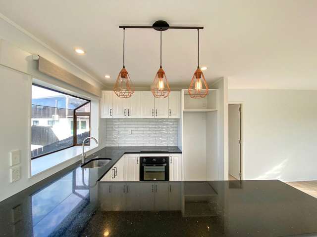 2/14 Heathglen Place Bayview_4