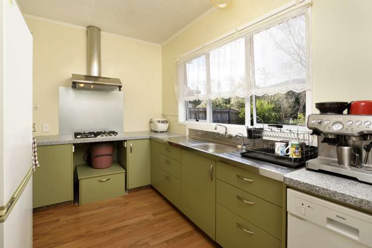 2/11 Manson Avenue Stoke_6