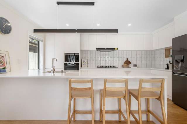 Simply the Best on Silverstream Road