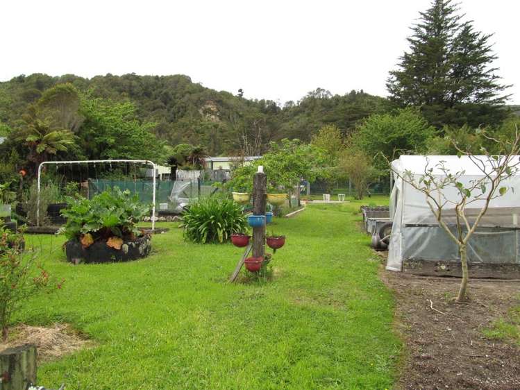 29 Neighbours Street Waimangaroa_18