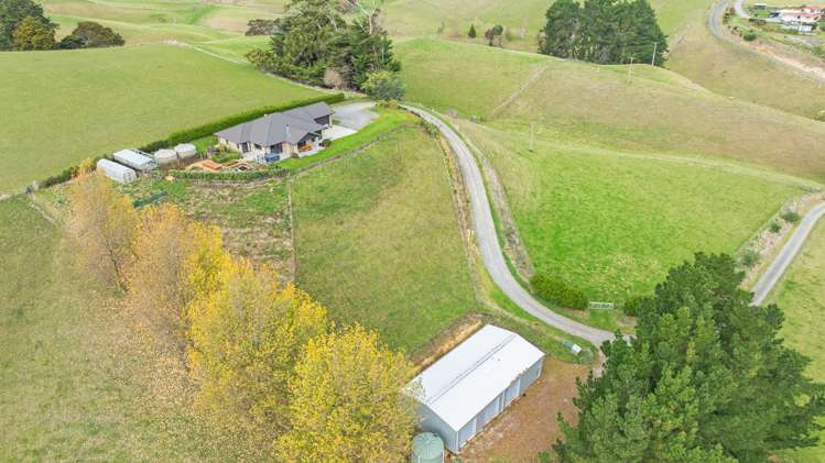 268 Halcombe Road Feilding_38