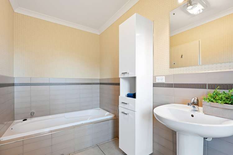 22 Lowe Road Rukuhia_21