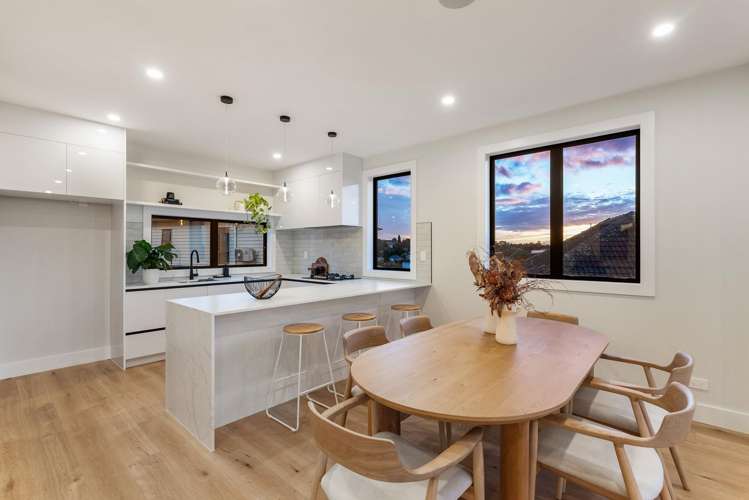 8/2 Valonia Street New Windsor_8