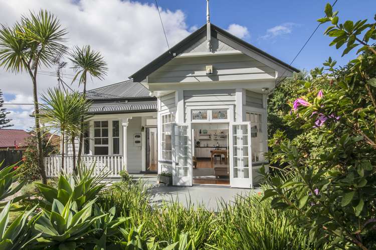 43 Glenview Road Glen Eden_2