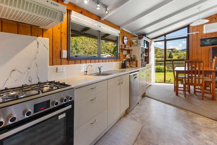 1693 Ruatiti Road Ruatiti_6