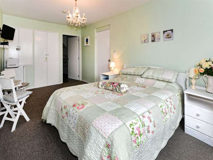 164a Soleares Avenue Mount Pleasant_12