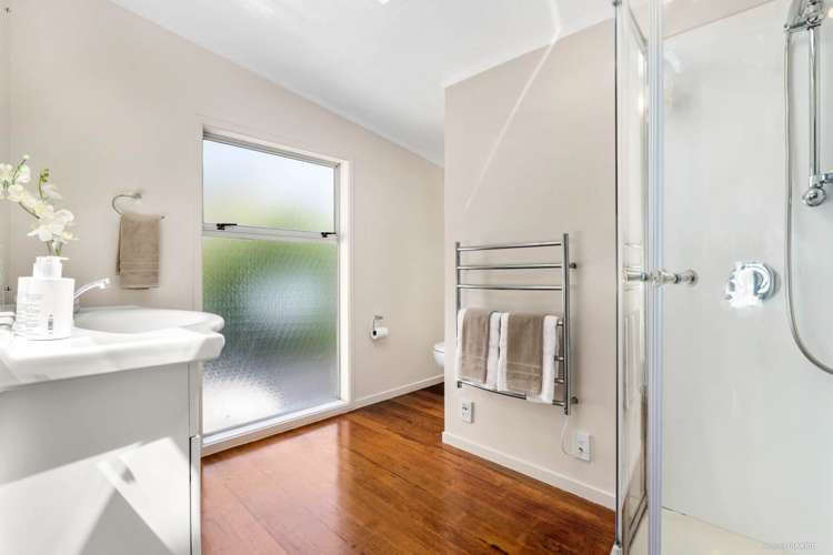 1/170 Vipond Road Stanmore Bay_8