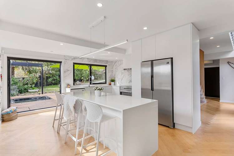 18b East Avenue Manly_10