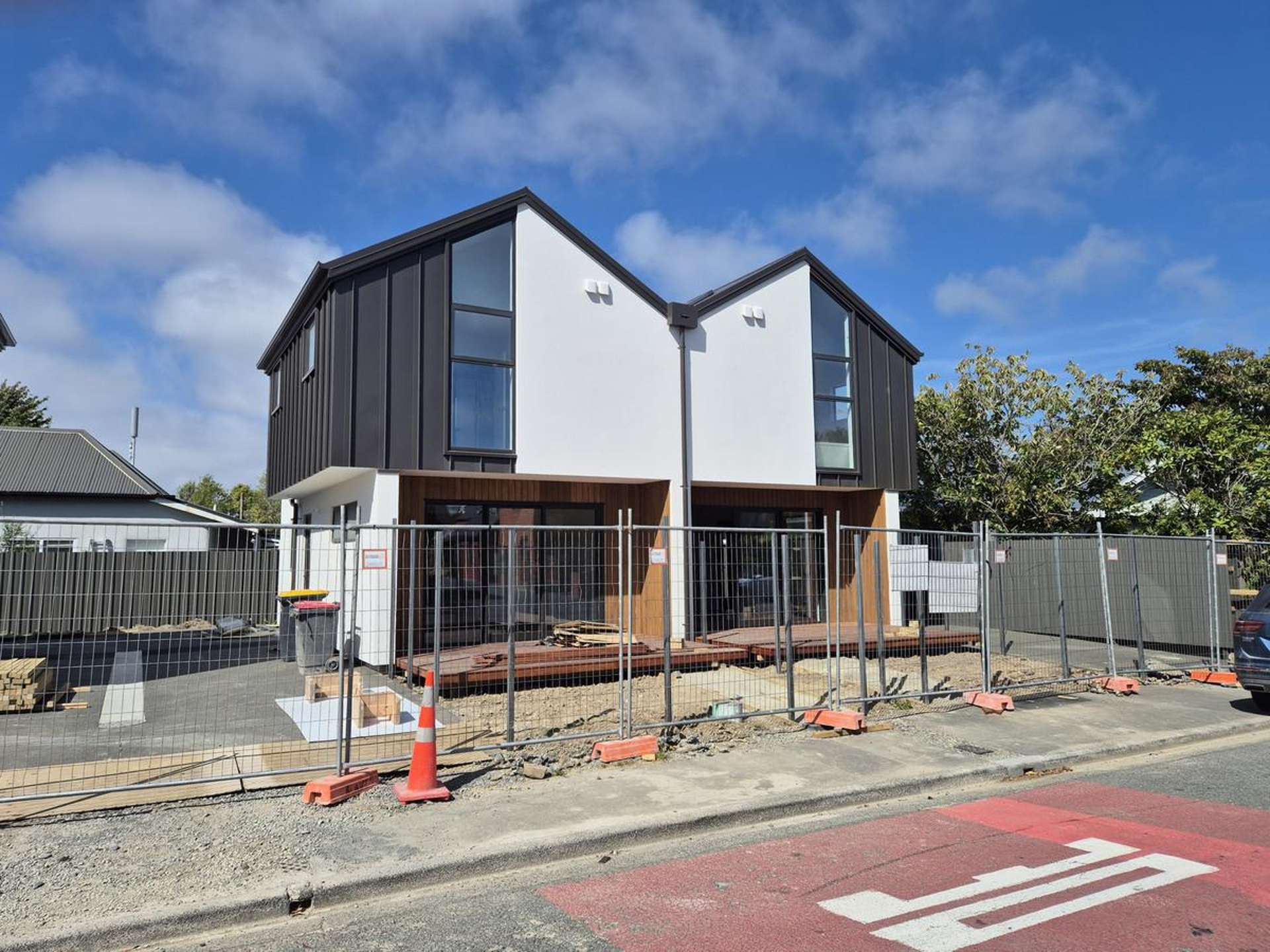 1 & 2, 30 Cornwall Street Saint Albans_0