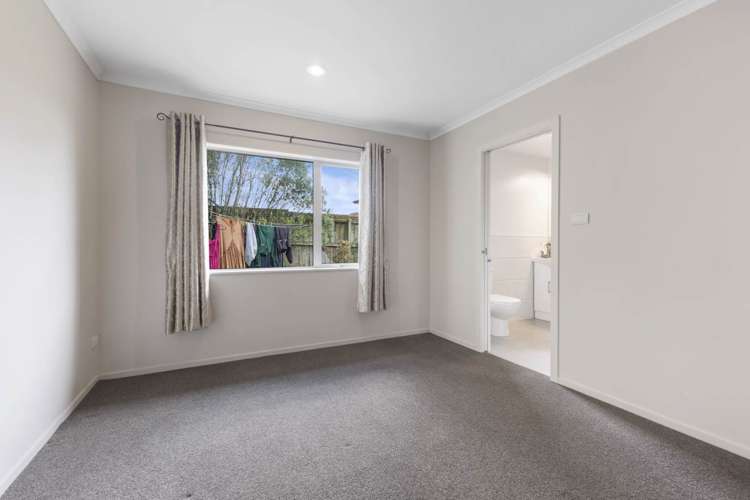 7 Kokako Rise Papakura_11