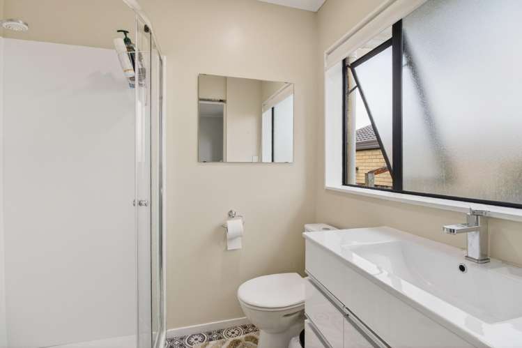 2/19 Sailfish Drive West Harbour_17