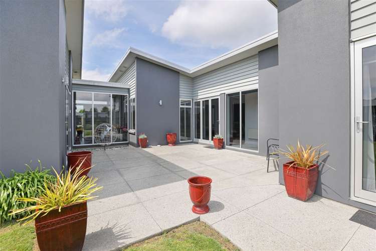 3 Westpark Close Allenton_17