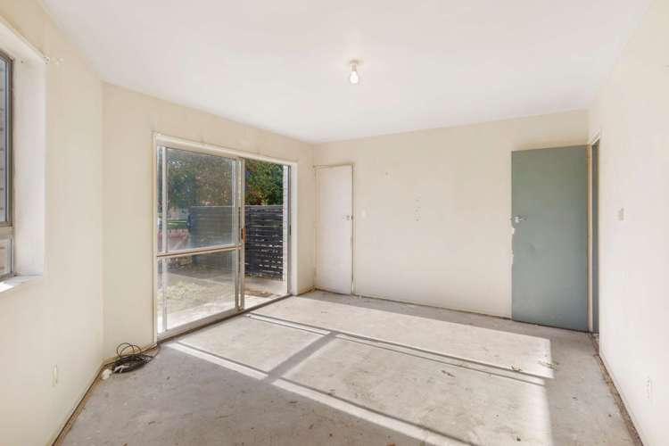 3/14 Church Square Addington_6
