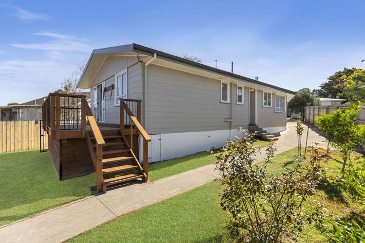 25 Riverpark Crescent Henderson_18