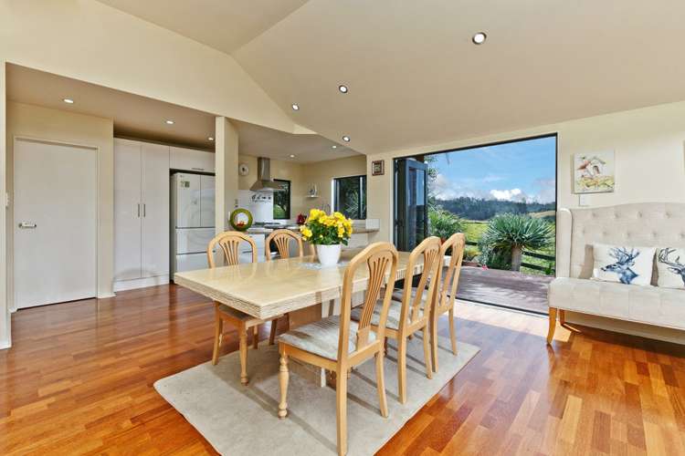 16 Rodeo Drive Redvale_43