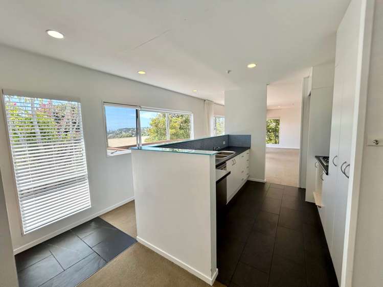 1221 Whangaparaoa Road Gulf Harbour_4