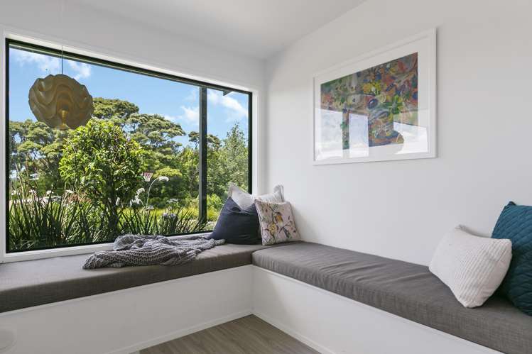 14 Eastvale Close Greenhithe_14