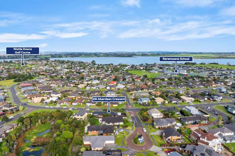 29 Aberdeen Crescent Wattle Downs_18