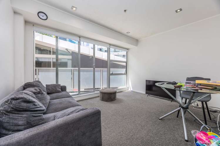 101/430 Queen Street_1