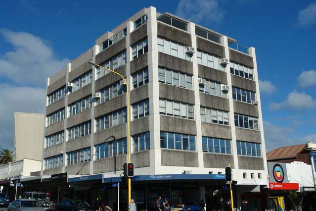 Devon Centre Office For Lease