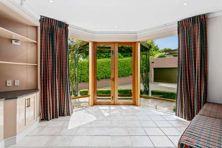 1/156 Lake Terrace Hilltop_17