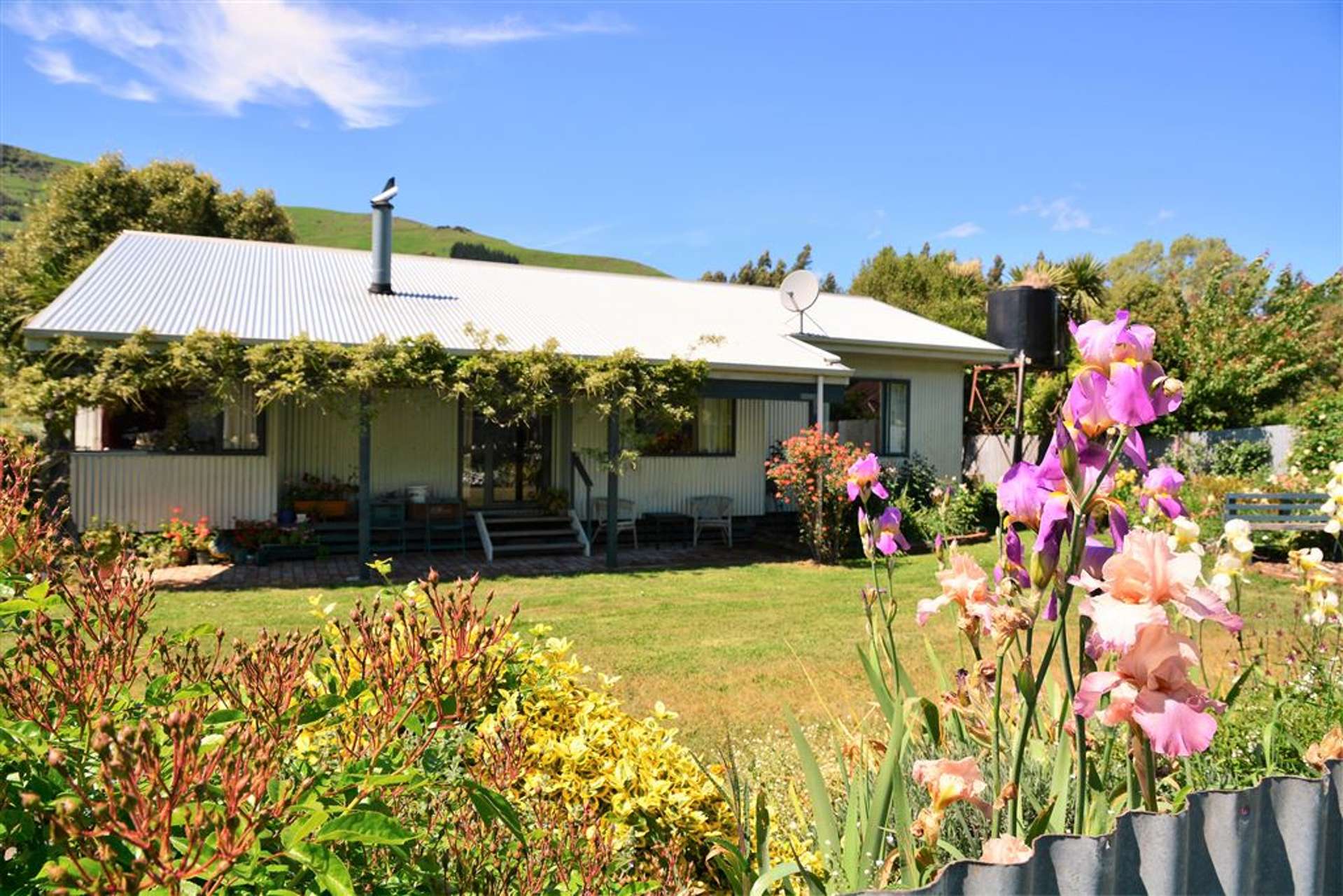 4213 Christchurch Akaroa Road Little River_0