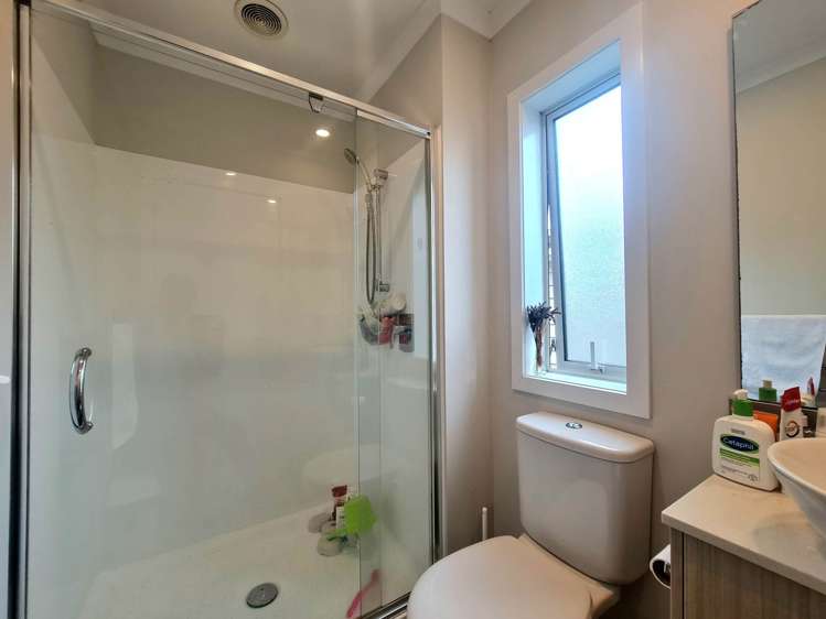 29 Joseph Street Flat Bush_17