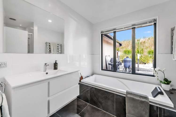 2/242 Ahuriri Road Tai Tapu_22