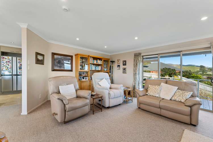 6 Norfolk Place Stoke_3