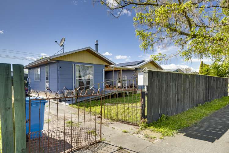 4 Palgrave Avenue Flaxmere_21