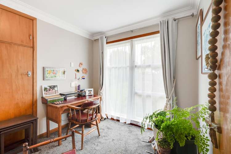 121 Russell Road Huntly_12