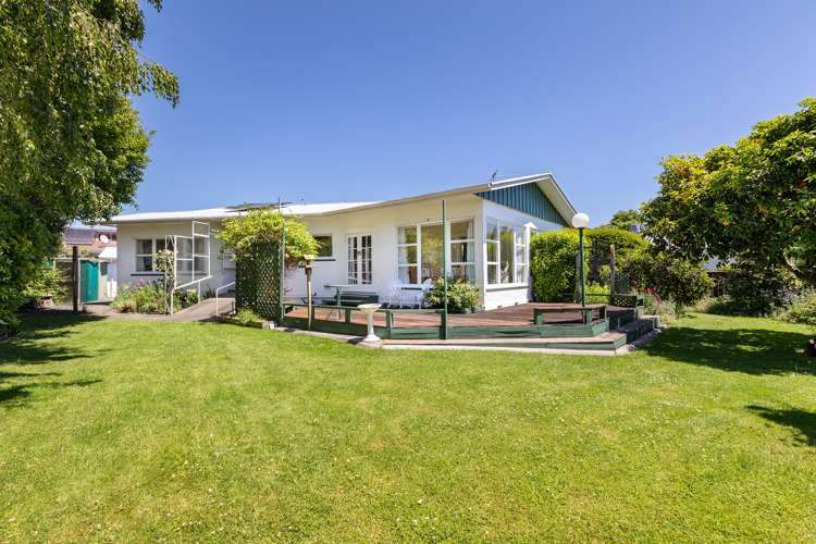 55 Neale Avenue Stoke_0