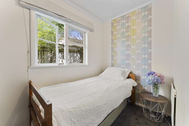 1 Goldsborough Avenue Raumati Beach_12