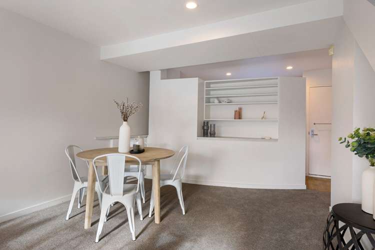 2/22 Exeter Street Merivale_6